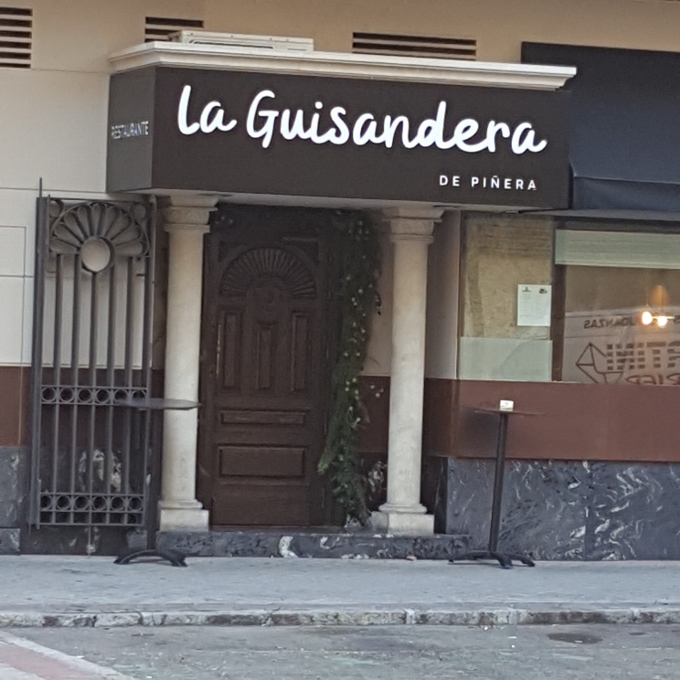 La Guisandera de Piñera. Cocina asturiana actualizada de calidad.